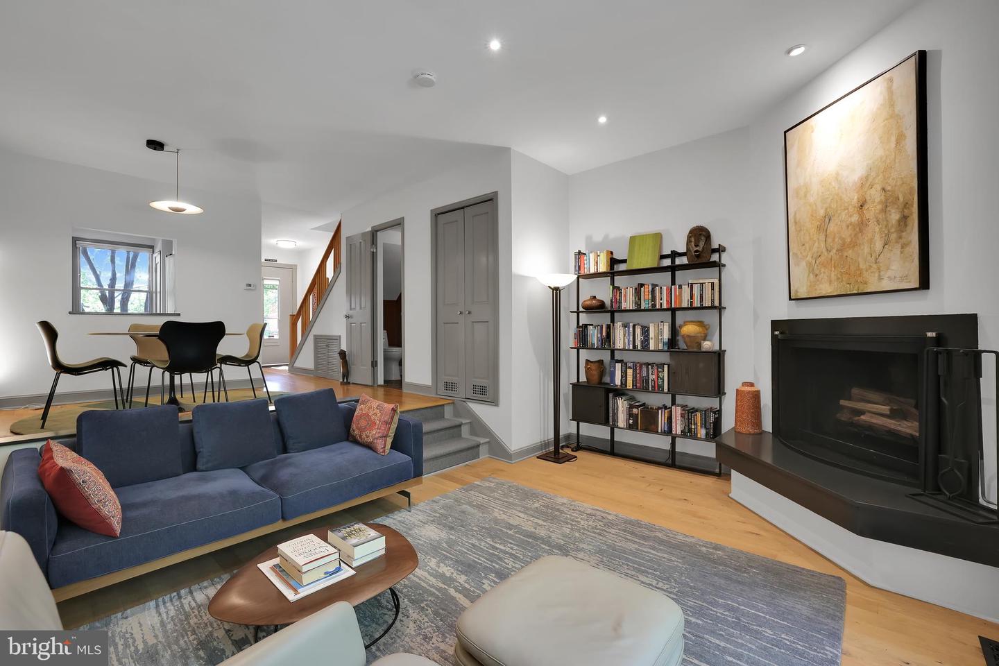 2209 ONTARIO RD NW, WASHINGTON, District Of Columbia 20009, 2 Bedrooms Bedrooms, ,2 BathroomsBathrooms,Residential,For sale,2209 ONTARIO RD NW,DCDC2202046 MLS # DCDC2202046