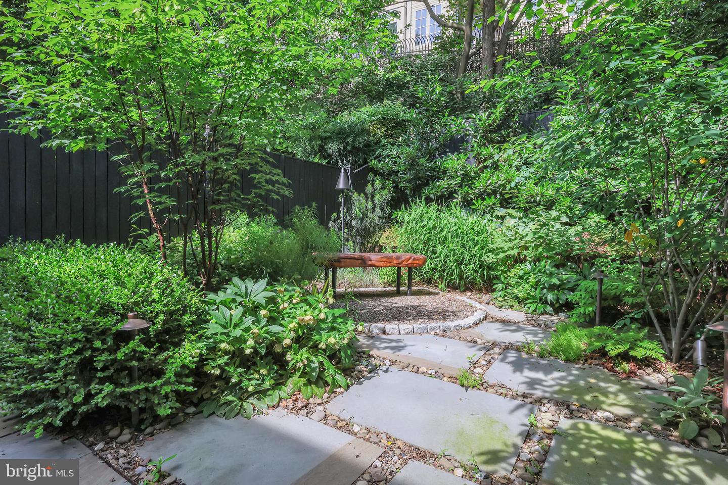 2209 ONTARIO RD NW, WASHINGTON, District Of Columbia 20009, 2 Bedrooms Bedrooms, ,2 BathroomsBathrooms,Residential,For sale,2209 ONTARIO RD NW,DCDC2202046 MLS # DCDC2202046