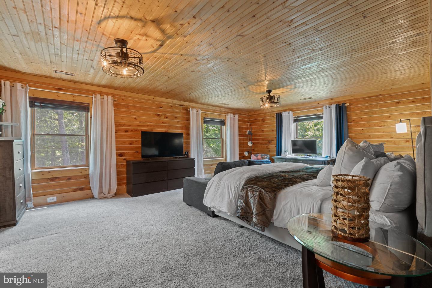 8 HOPE VALLEY LN, STAFFORD, Virginia 22554, 7 Bedrooms Bedrooms, ,4 BathroomsBathrooms,Residential,For sale,8 HOPE VALLEY LN,VAST2038930 MLS # VAST2038930