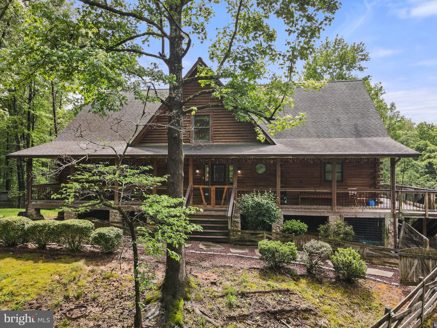 8 HOPE VALLEY LN, STAFFORD, Virginia 22554, 7 Bedrooms Bedrooms, ,4 BathroomsBathrooms,Residential,For sale,8 HOPE VALLEY LN,VAST2038930 MLS # VAST2038930