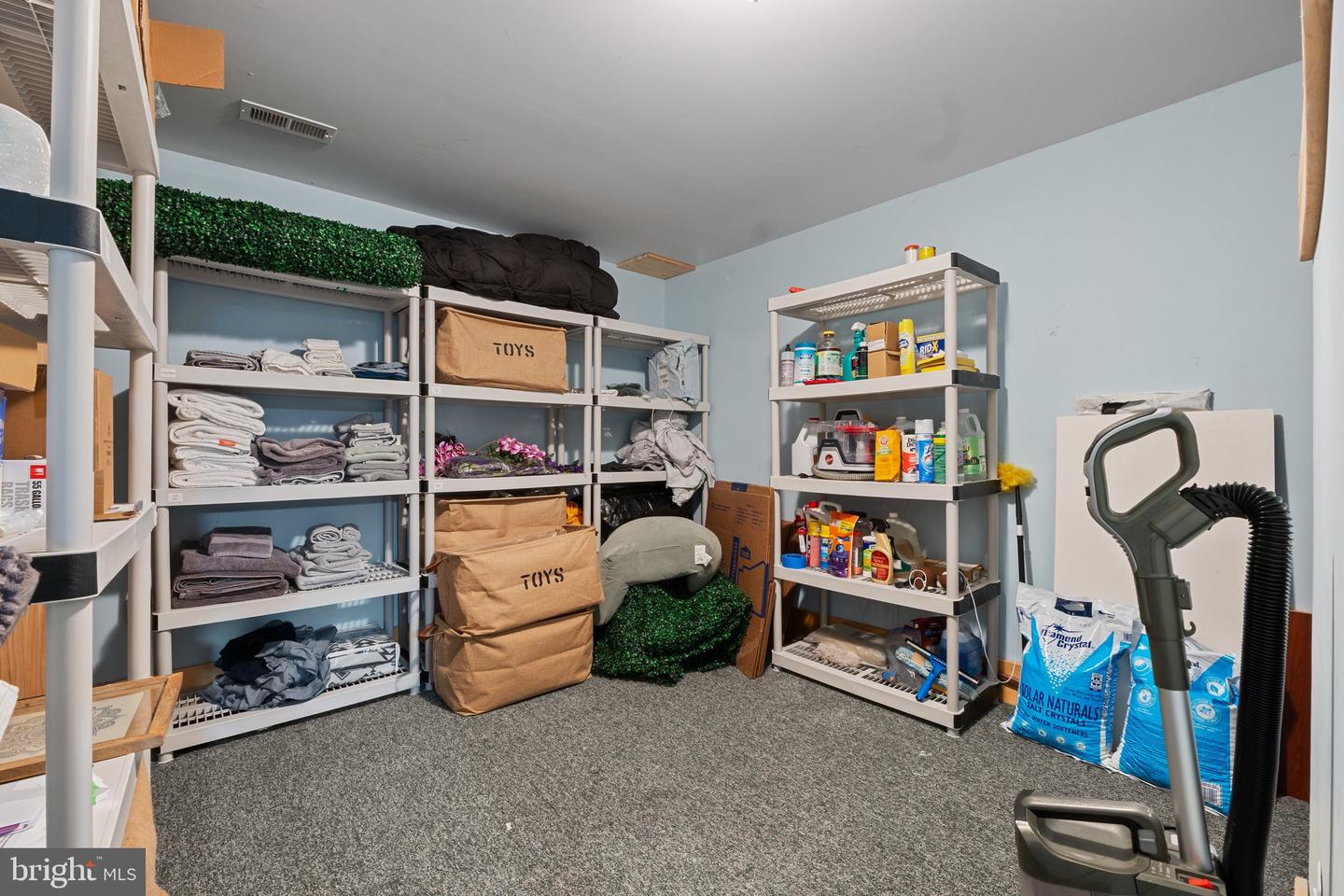 8 HOPE VALLEY LN, STAFFORD, Virginia 22554, 7 Bedrooms Bedrooms, ,4 BathroomsBathrooms,Residential,For sale,8 HOPE VALLEY LN,VAST2038930 MLS # VAST2038930