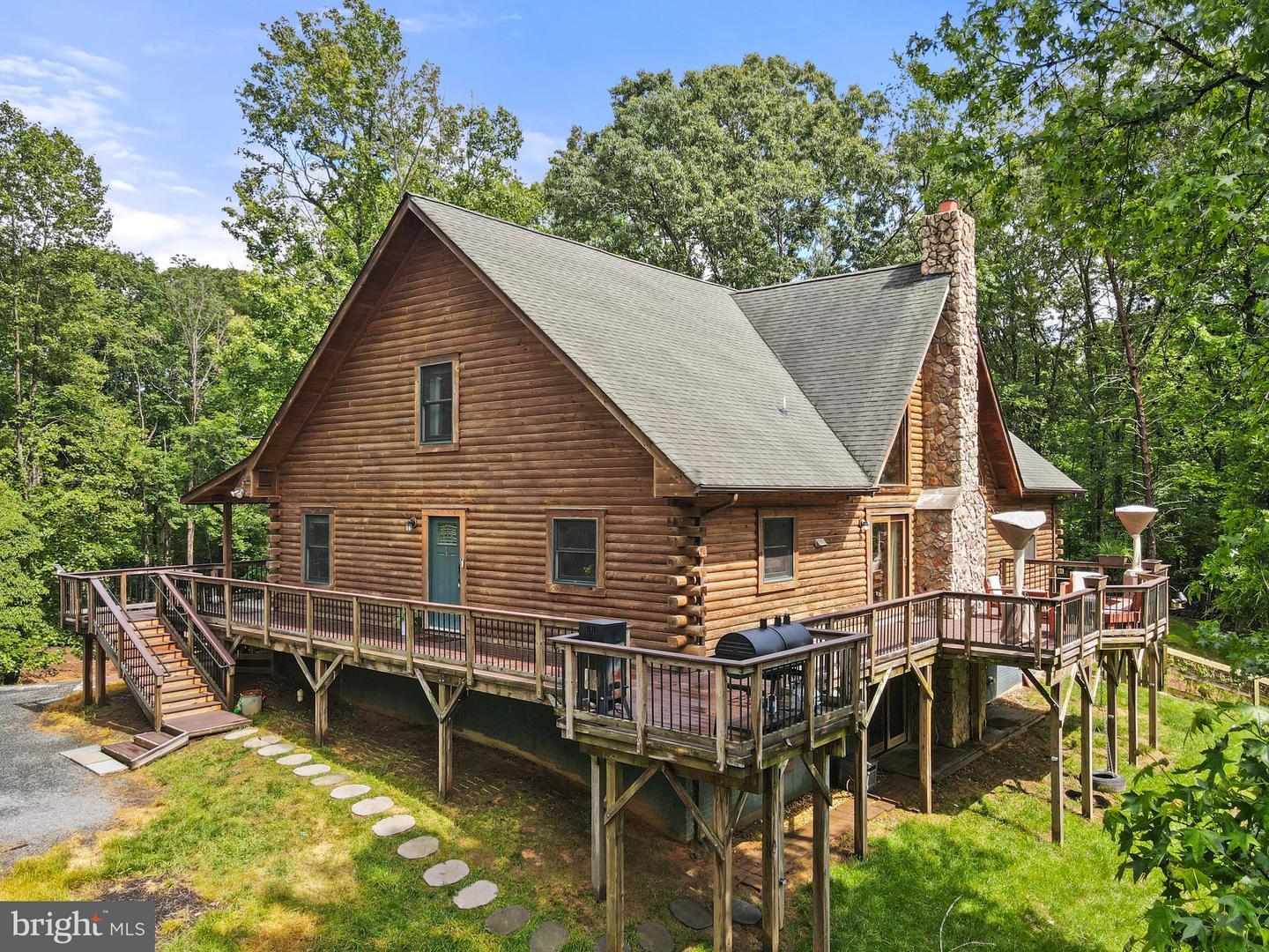 8 HOPE VALLEY LN, STAFFORD, Virginia 22554, 7 Bedrooms Bedrooms, ,4 BathroomsBathrooms,Residential,For sale,8 HOPE VALLEY LN,VAST2038930 MLS # VAST2038930