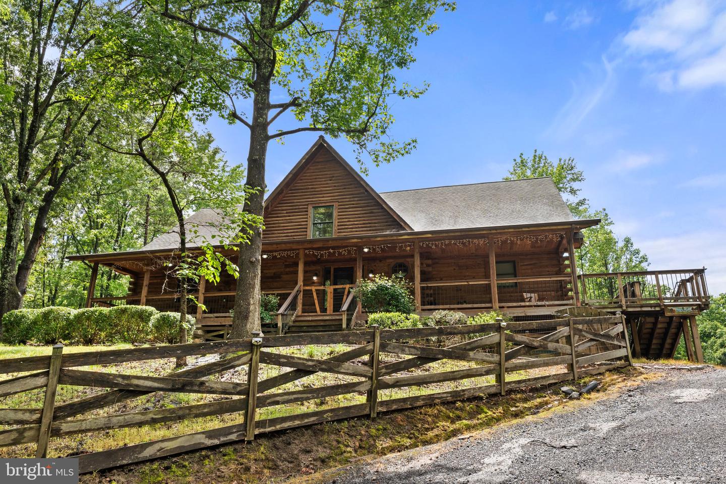 8 HOPE VALLEY LN, STAFFORD, Virginia 22554, 7 Bedrooms Bedrooms, ,4 BathroomsBathrooms,Residential,For sale,8 HOPE VALLEY LN,VAST2038930 MLS # VAST2038930