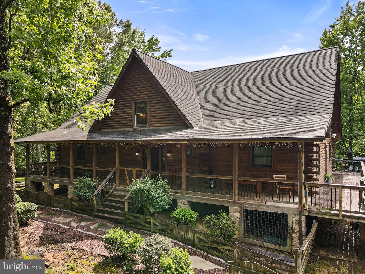 8 HOPE VALLEY LN, STAFFORD, Virginia 22554, 7 Bedrooms Bedrooms, ,4 BathroomsBathrooms,Residential,For sale,8 HOPE VALLEY LN,VAST2038930 MLS # VAST2038930