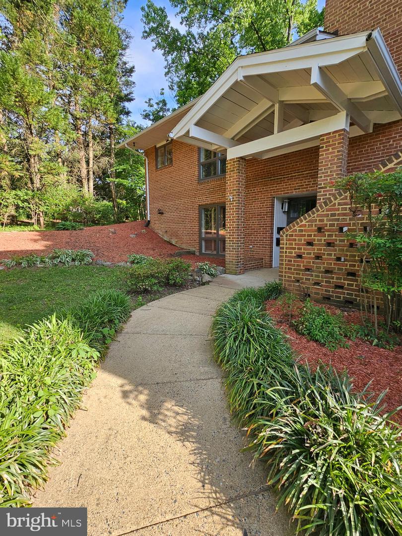 6603 BYRNES DR, MCLEAN, Virginia 22101, 5 Bedrooms Bedrooms, ,4 BathroomsBathrooms,Residential,For sale,6603 BYRNES DR,VAFX2242682 MLS # VAFX2242682