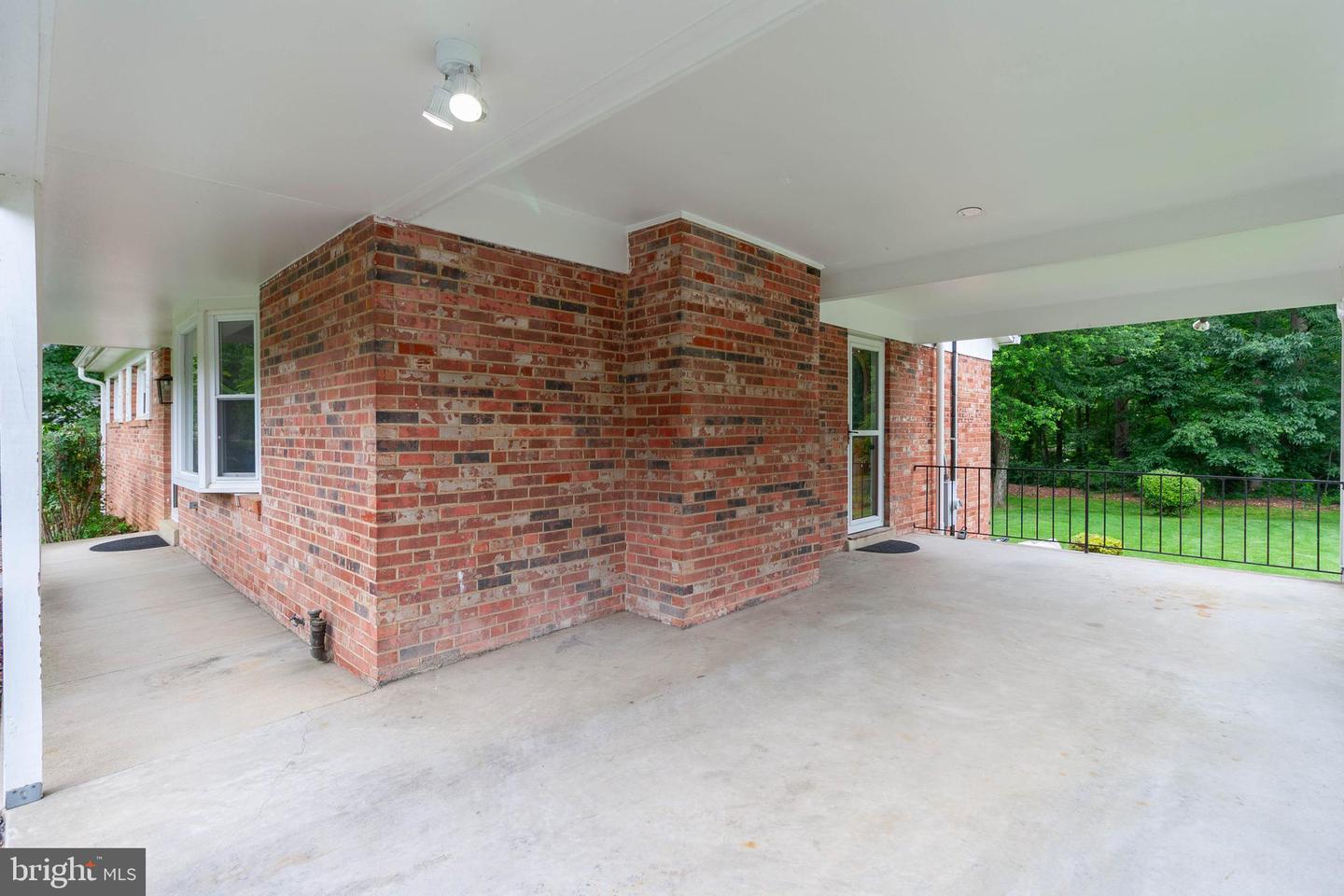 4510 VILLAGE DR, FAIRFAX, Virginia 22030, 4 Bedrooms Bedrooms, ,2 BathroomsBathrooms,Residential,For sale,4510 VILLAGE DR,VAFX2242690 MLS # VAFX2242690