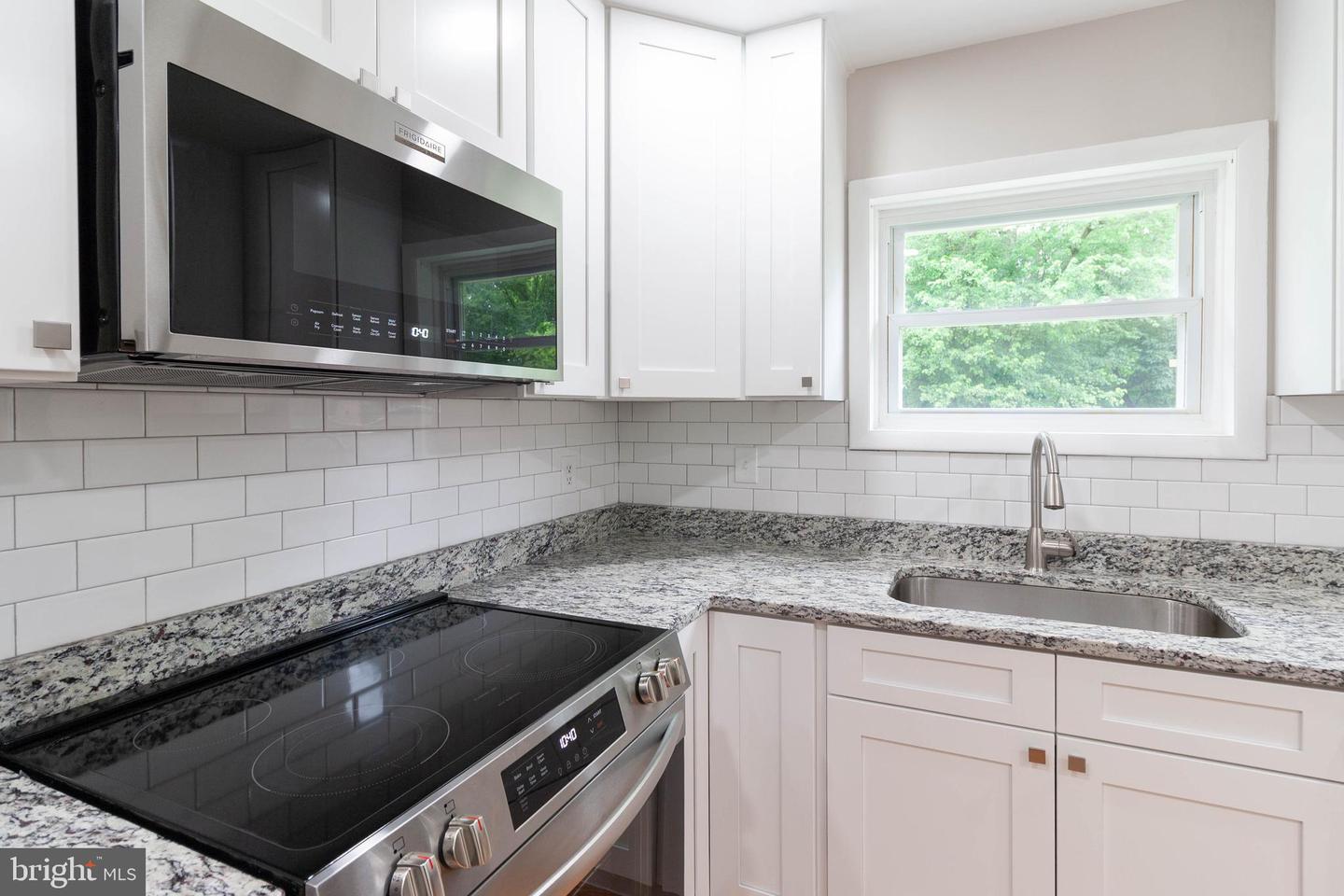 4510 VILLAGE DR, FAIRFAX, Virginia 22030, 4 Bedrooms Bedrooms, ,2 BathroomsBathrooms,Residential,For sale,4510 VILLAGE DR,VAFX2242690 MLS # VAFX2242690