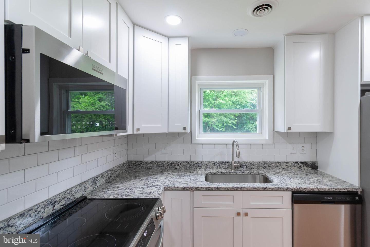 4510 VILLAGE DR, FAIRFAX, Virginia 22030, 4 Bedrooms Bedrooms, ,2 BathroomsBathrooms,Residential,For sale,4510 VILLAGE DR,VAFX2242690 MLS # VAFX2242690