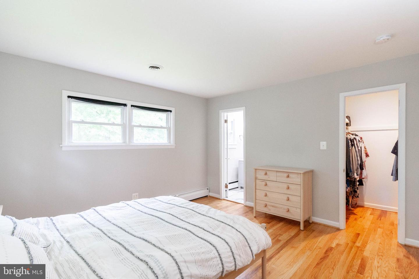 4510 VILLAGE DR, FAIRFAX, Virginia 22030, 4 Bedrooms Bedrooms, ,2 BathroomsBathrooms,Residential,For sale,4510 VILLAGE DR,VAFX2242690 MLS # VAFX2242690