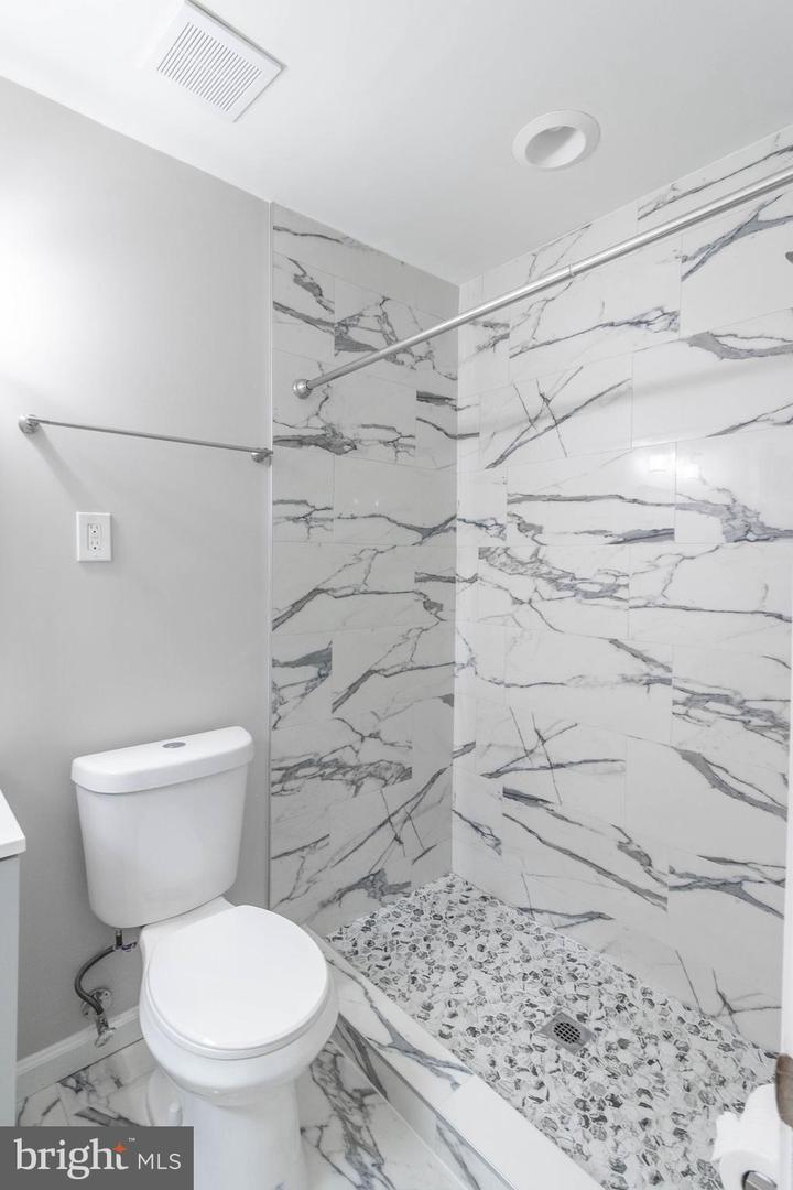 4510 VILLAGE DR, FAIRFAX, Virginia 22030, 4 Bedrooms Bedrooms, ,2 BathroomsBathrooms,Residential,For sale,4510 VILLAGE DR,VAFX2242690 MLS # VAFX2242690