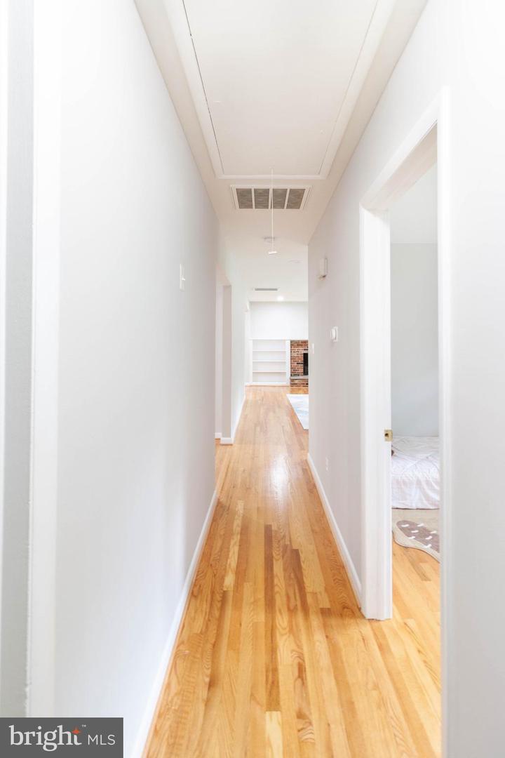 4510 VILLAGE DR, FAIRFAX, Virginia 22030, 4 Bedrooms Bedrooms, ,2 BathroomsBathrooms,Residential,For sale,4510 VILLAGE DR,VAFX2242690 MLS # VAFX2242690