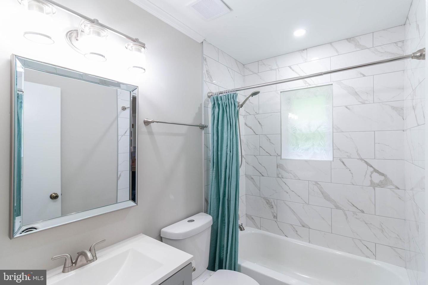 4510 VILLAGE DR, FAIRFAX, Virginia 22030, 4 Bedrooms Bedrooms, ,2 BathroomsBathrooms,Residential,For sale,4510 VILLAGE DR,VAFX2242690 MLS # VAFX2242690