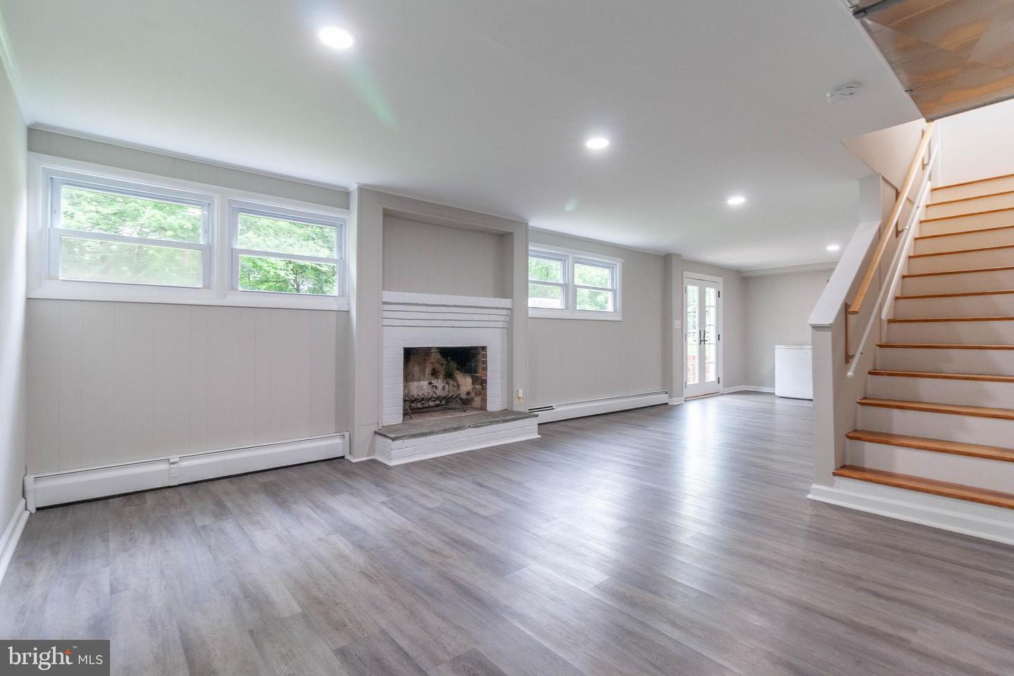4510 VILLAGE DR, FAIRFAX, Virginia 22030, 4 Bedrooms Bedrooms, ,2 BathroomsBathrooms,Residential,For sale,4510 VILLAGE DR,VAFX2242690 MLS # VAFX2242690