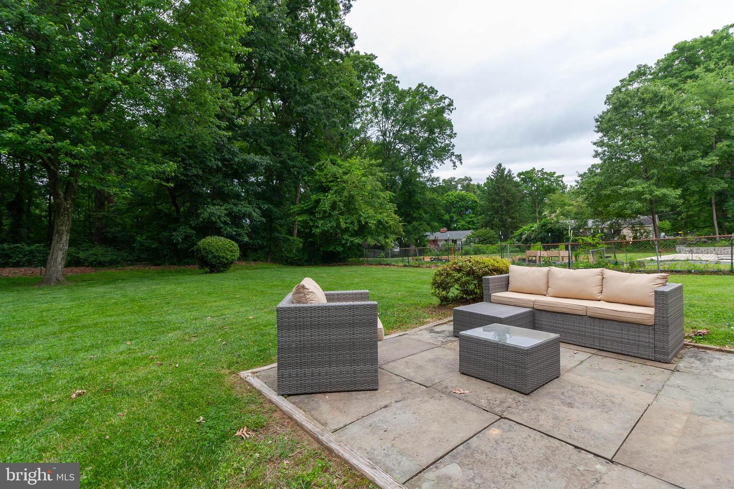 4510 VILLAGE DR, FAIRFAX, Virginia 22030, 4 Bedrooms Bedrooms, ,2 BathroomsBathrooms,Residential,For sale,4510 VILLAGE DR,VAFX2242690 MLS # VAFX2242690