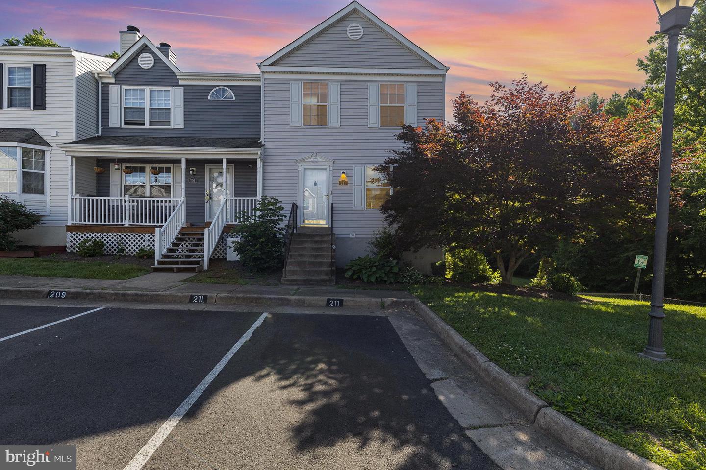 211 WESTMINSTER LN #119, STAFFORD, Virginia 22556, 3 Bedrooms Bedrooms, ,2 BathroomsBathrooms,Residential,For sale,211 WESTMINSTER LN #119,VAST2039152 MLS # VAST2039152