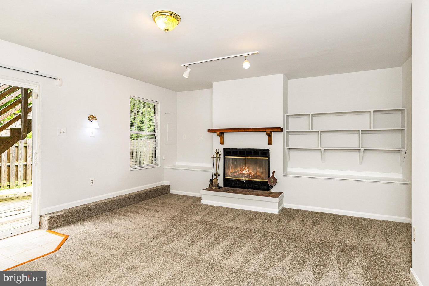 211 WESTMINSTER LN #119, STAFFORD, Virginia 22556, 3 Bedrooms Bedrooms, ,2 BathroomsBathrooms,Residential,For sale,211 WESTMINSTER LN #119,VAST2039152 MLS # VAST2039152