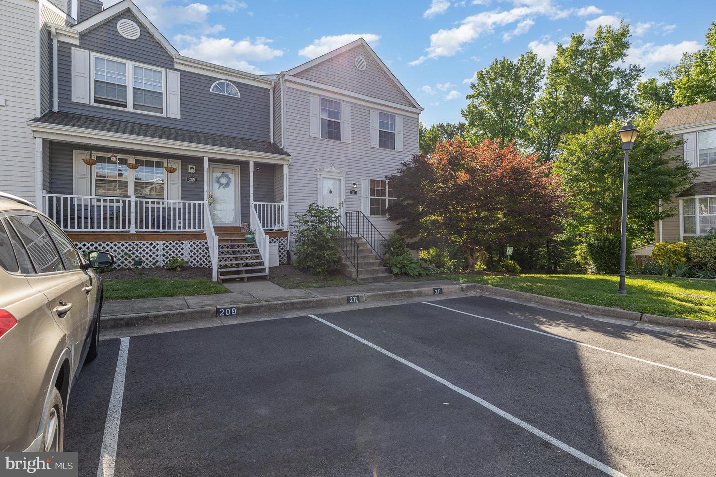 211 WESTMINSTER LN #119, STAFFORD, Virginia 22556, 3 Bedrooms Bedrooms, ,2 BathroomsBathrooms,Residential,For sale,211 WESTMINSTER LN #119,VAST2039152 MLS # VAST2039152
