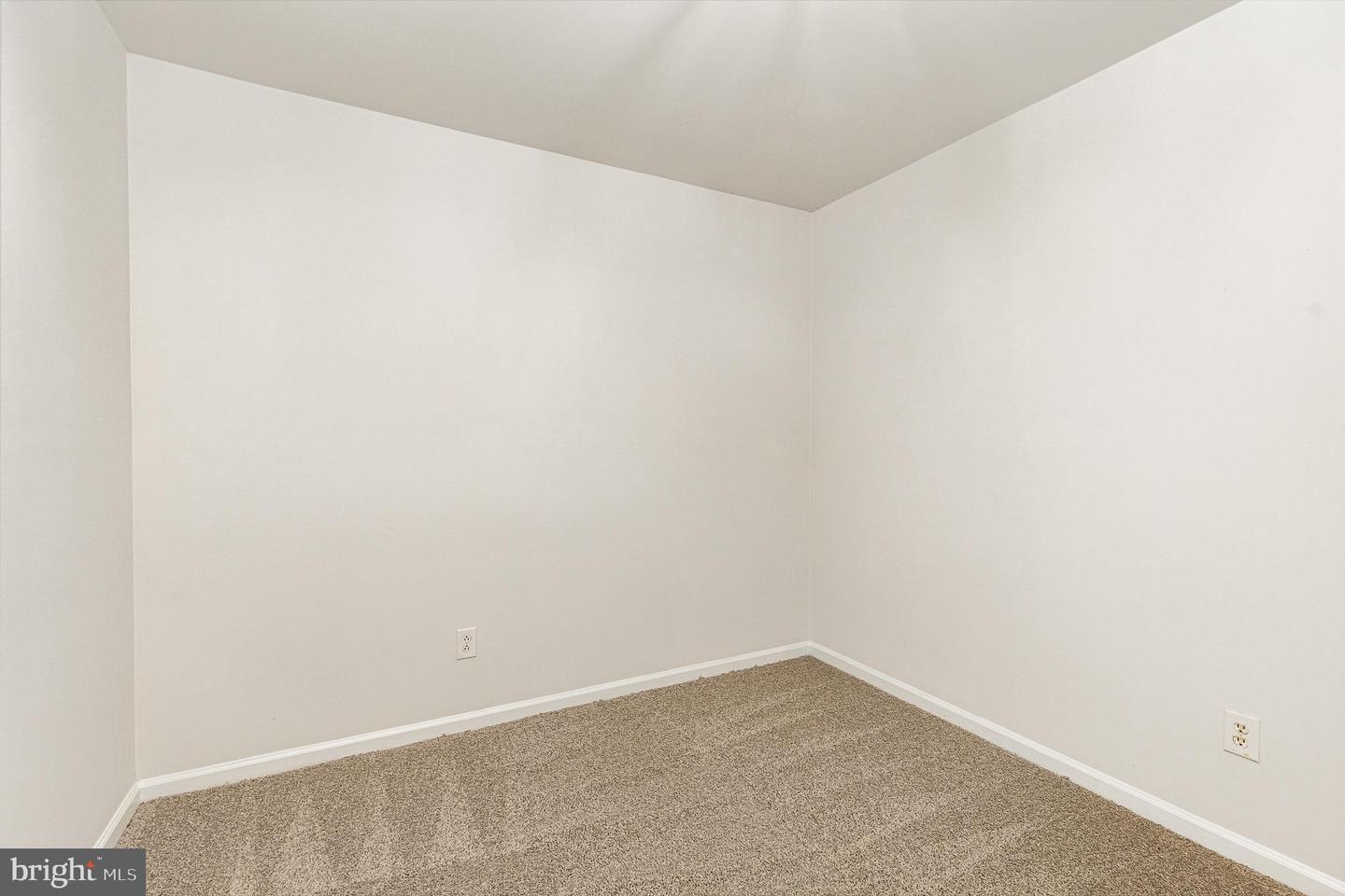 211 WESTMINSTER LN #119, STAFFORD, Virginia 22556, 3 Bedrooms Bedrooms, ,2 BathroomsBathrooms,Residential,For sale,211 WESTMINSTER LN #119,VAST2039152 MLS # VAST2039152