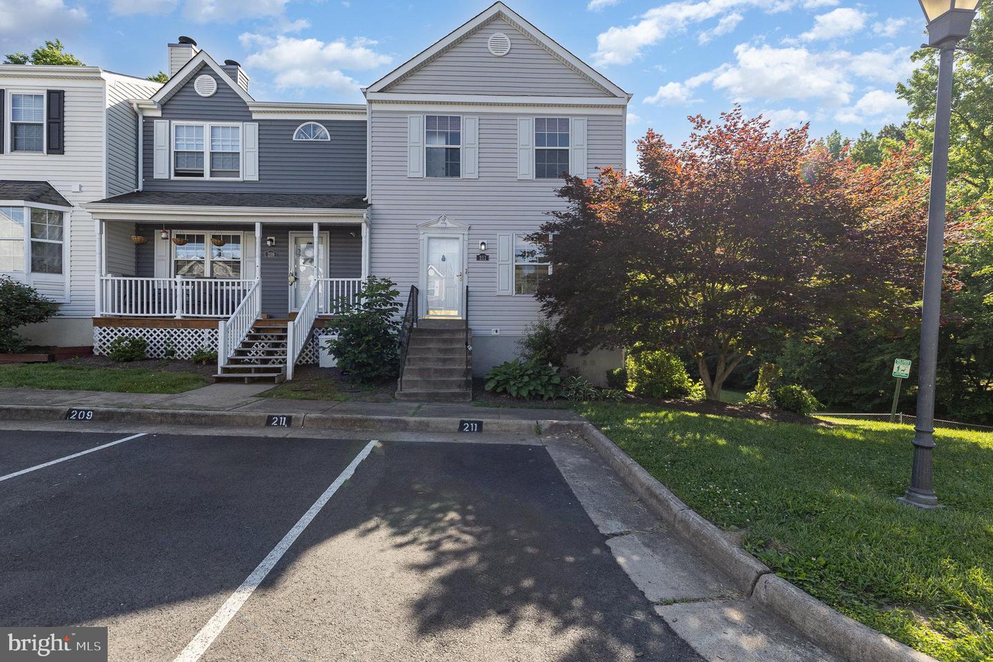 211 WESTMINSTER LN #119, STAFFORD, Virginia 22556, 3 Bedrooms Bedrooms, ,2 BathroomsBathrooms,Residential,For sale,211 WESTMINSTER LN #119,VAST2039152 MLS # VAST2039152