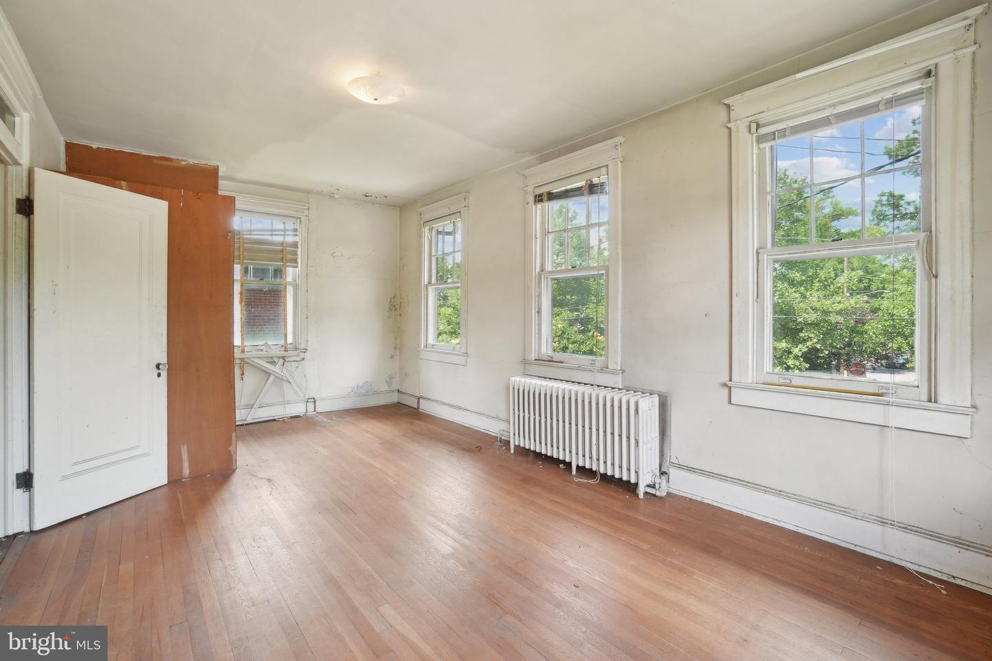4100 JENIFER ST NW, WASHINGTON, District Of Columbia 20015, 3 Bedrooms Bedrooms, ,2 BathroomsBathrooms,Residential,For sale,4100 JENIFER ST NW,DCDC2202214 MLS # DCDC2202214