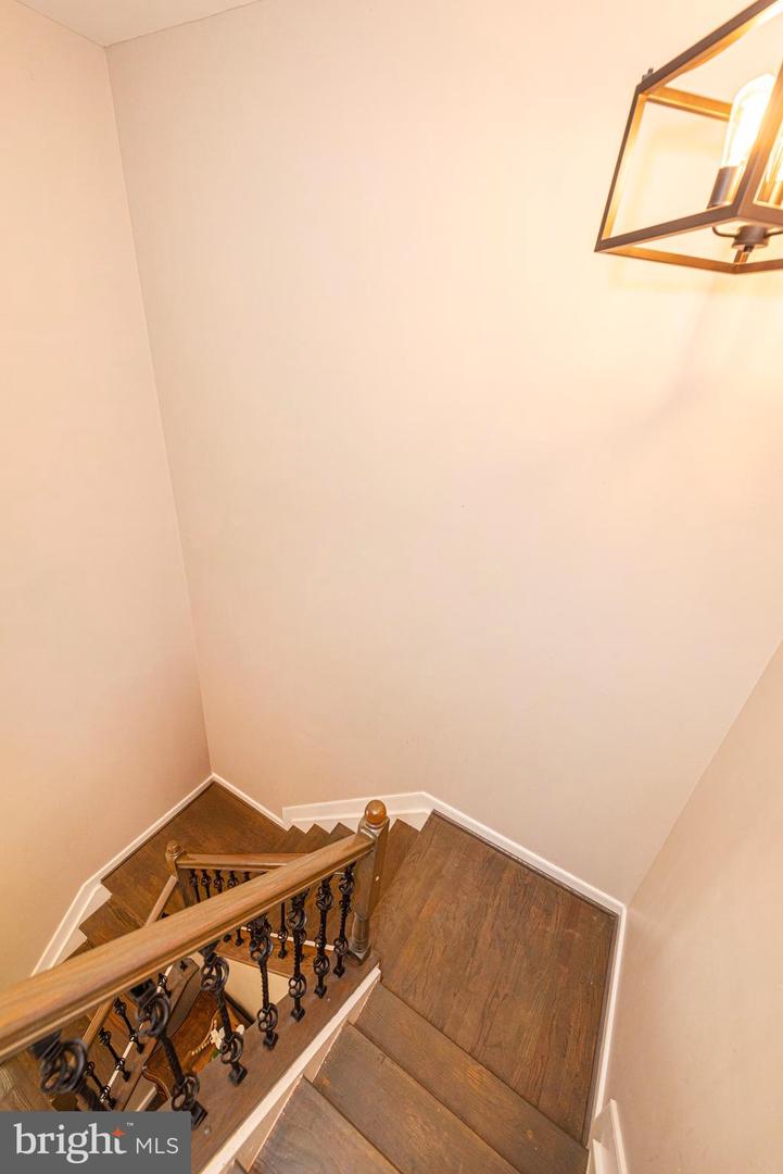 15381 BRONCO WAY, WOODBRIDGE, Virginia 22193, 3 Bedrooms Bedrooms, ,2 BathroomsBathrooms,Residential,For sale,15381 BRONCO WAY,VAPW2095458 MLS # VAPW2095458