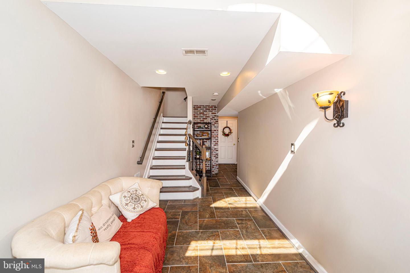 15381 BRONCO WAY, WOODBRIDGE, Virginia 22193, 3 Bedrooms Bedrooms, ,2 BathroomsBathrooms,Residential,For sale,15381 BRONCO WAY,VAPW2095458 MLS # VAPW2095458