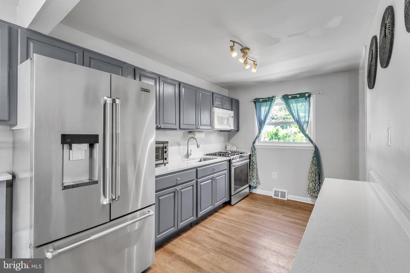 113 TREMONT ST, MANASSAS PARK, Virginia 20111, 3 Bedrooms Bedrooms, ,2 BathroomsBathrooms,Residential,For sale,113 TREMONT ST,VAMP2003062 MLS # VAMP2003062