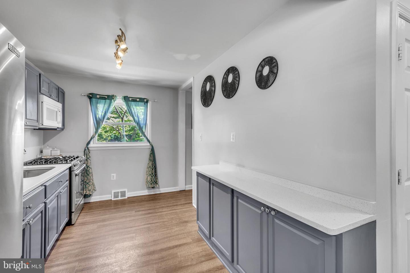113 TREMONT ST, MANASSAS PARK, Virginia 20111, 3 Bedrooms Bedrooms, ,2 BathroomsBathrooms,Residential,For sale,113 TREMONT ST,VAMP2003062 MLS # VAMP2003062