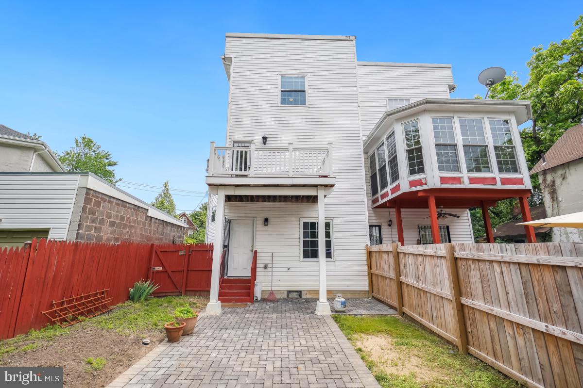 1122 45TH ST NE, WASHINGTON, District Of Columbia 20019, 4 Bedrooms Bedrooms, ,3 BathroomsBathrooms,Residential,For sale,1122 45TH ST NE,DCDC2202274 MLS # DCDC2202274