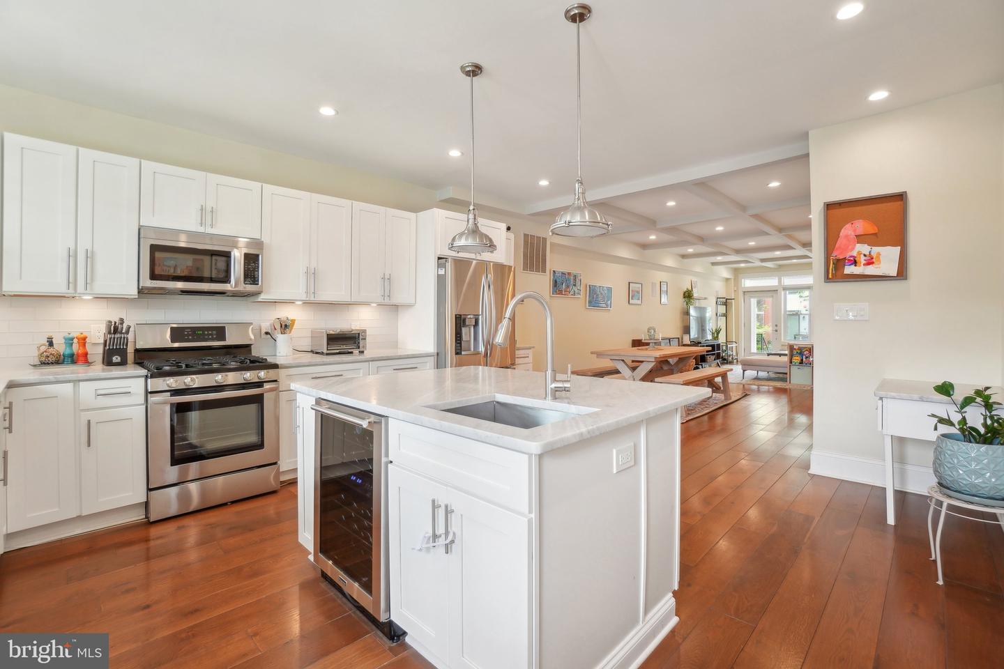 3615 10TH ST NW #A, WASHINGTON, District Of Columbia 20010, 2 Bedrooms Bedrooms, ,2 BathroomsBathrooms,Residential,For sale,3615 10TH ST NW #A,DCDC2202364 MLS # DCDC2202364