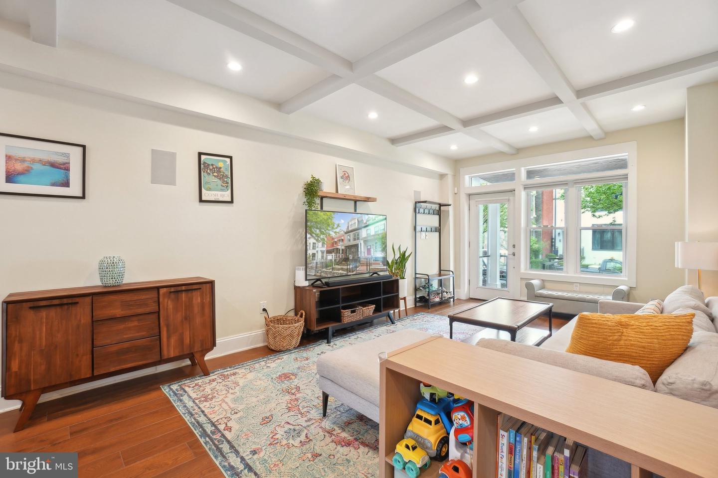3615 10TH ST NW #A, WASHINGTON, District Of Columbia 20010, 2 Bedrooms Bedrooms, ,2 BathroomsBathrooms,Residential,For sale,3615 10TH ST NW #A,DCDC2202364 MLS # DCDC2202364