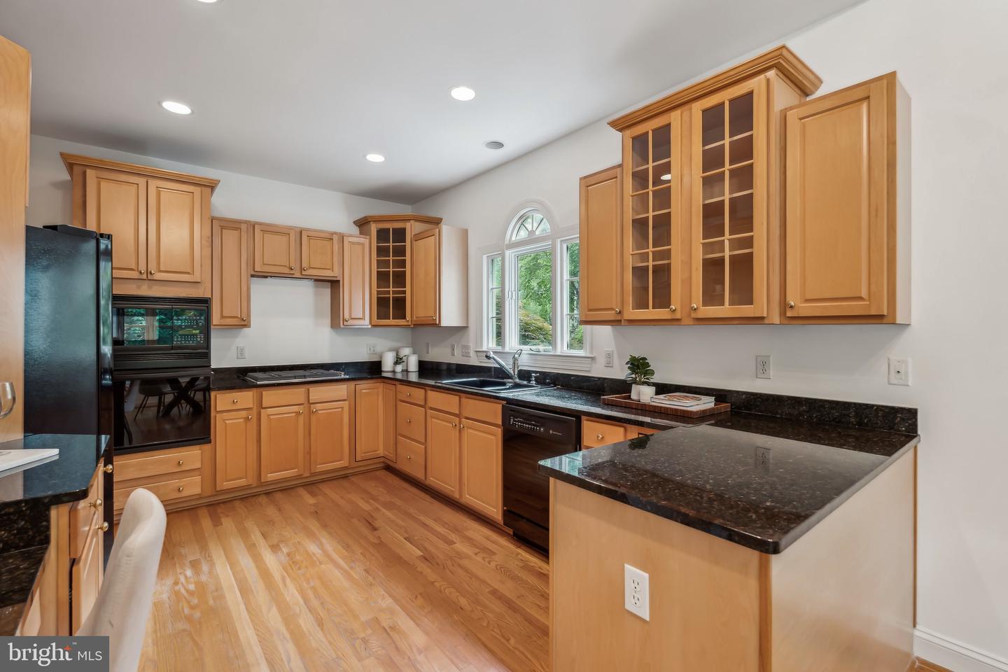 8109 CROOKED OAKS CT, GAINESVILLE, Virginia 20155, 4 Bedrooms Bedrooms, ,4 BathroomsBathrooms,Residential,For sale,8109 CROOKED OAKS CT,VAPW2095520 MLS # VAPW2095520