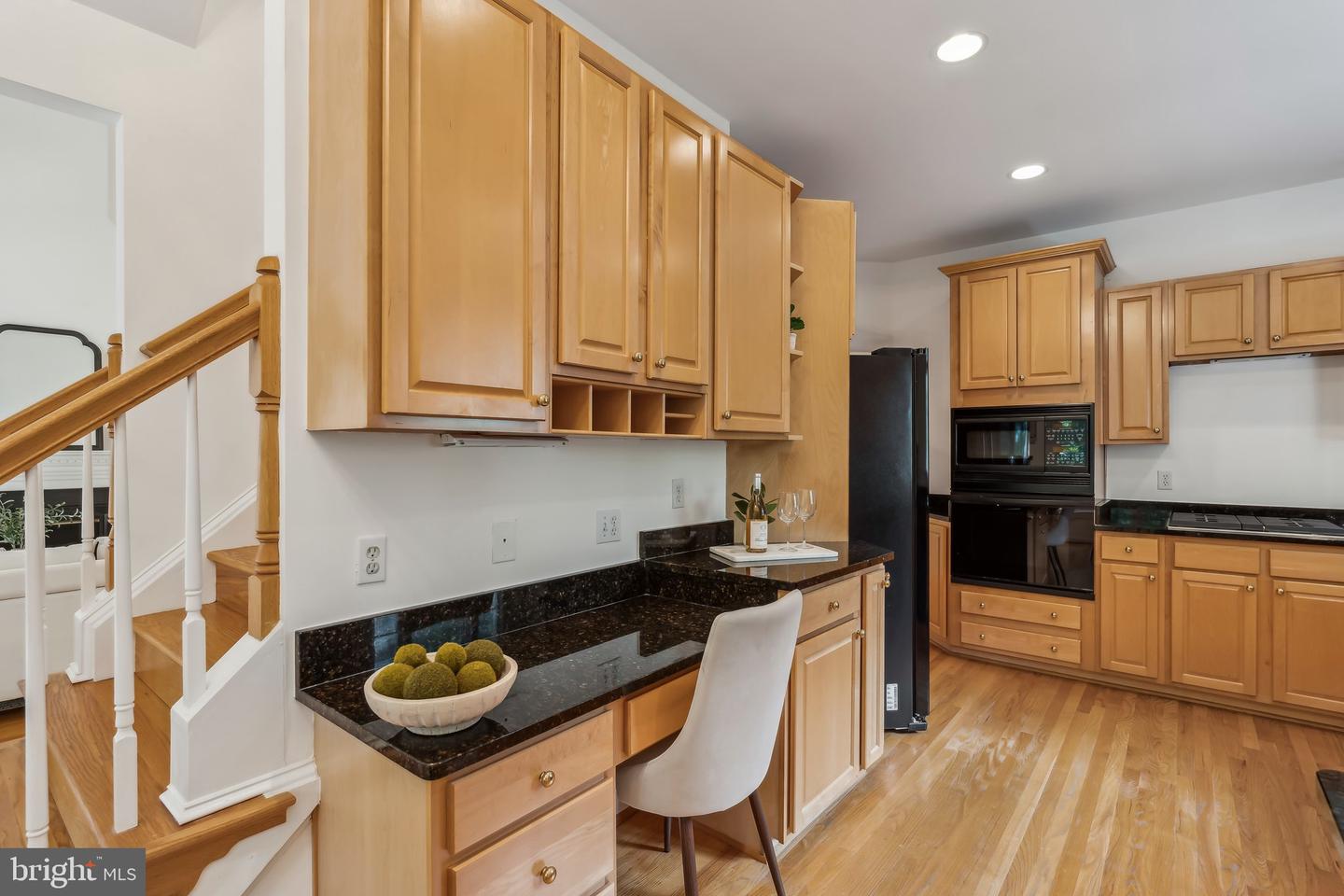 8109 CROOKED OAKS CT, GAINESVILLE, Virginia 20155, 4 Bedrooms Bedrooms, ,4 BathroomsBathrooms,Residential,For sale,8109 CROOKED OAKS CT,VAPW2095520 MLS # VAPW2095520