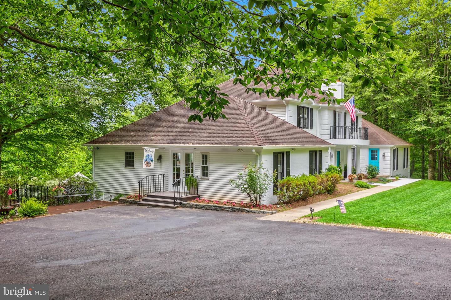 10200 SOUZA LN, MANASSAS, Virginia 20111, 6 Bedrooms Bedrooms, ,4 BathroomsBathrooms,Residential,For sale,10200 SOUZA LN,VAPW2095540 MLS # VAPW2095540