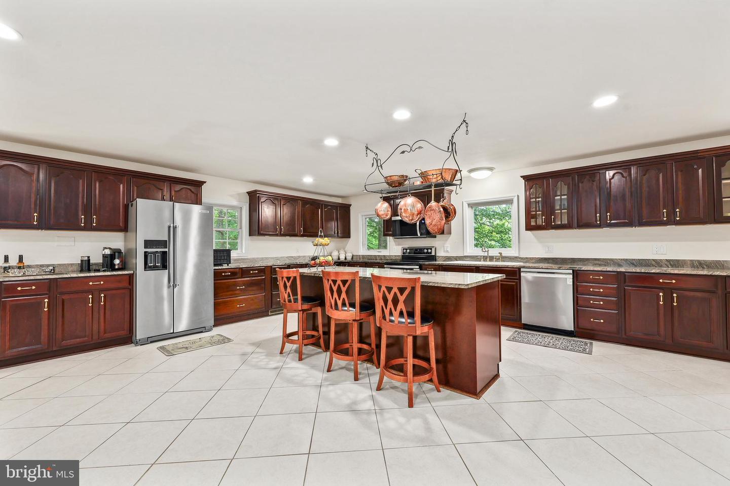 10200 SOUZA LN, MANASSAS, Virginia 20111, 6 Bedrooms Bedrooms, ,4 BathroomsBathrooms,Residential,For sale,10200 SOUZA LN,VAPW2095540 MLS # VAPW2095540