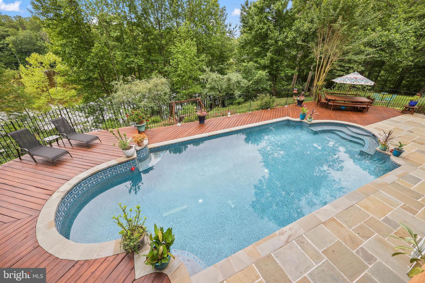 10200 SOUZA LN, MANASSAS, Virginia 20111, 6 Bedrooms Bedrooms, ,4 BathroomsBathrooms,Residential,For sale,10200 SOUZA LN,VAPW2095540 MLS # VAPW2095540