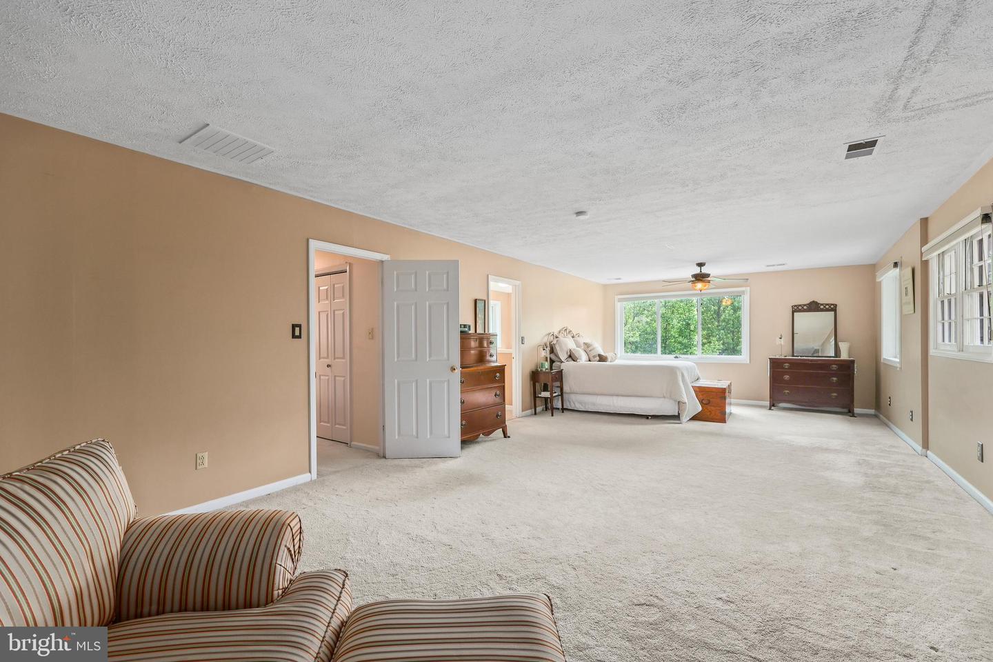 10200 SOUZA LN, MANASSAS, Virginia 20111, 6 Bedrooms Bedrooms, ,4 BathroomsBathrooms,Residential,For sale,10200 SOUZA LN,VAPW2095540 MLS # VAPW2095540