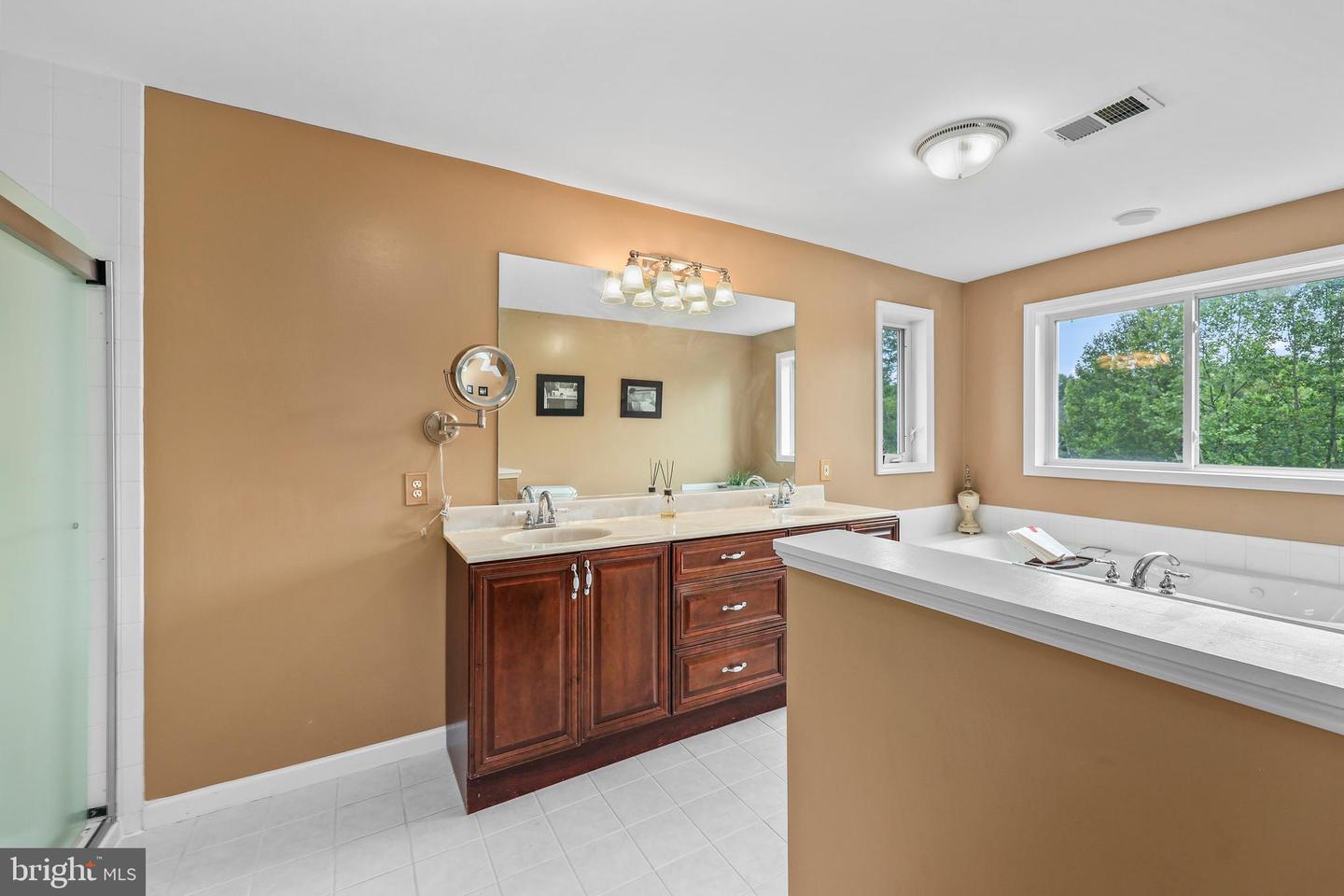 10200 SOUZA LN, MANASSAS, Virginia 20111, 6 Bedrooms Bedrooms, ,4 BathroomsBathrooms,Residential,For sale,10200 SOUZA LN,VAPW2095540 MLS # VAPW2095540