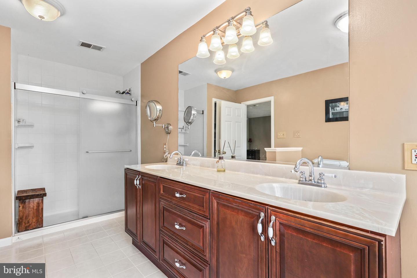 10200 SOUZA LN, MANASSAS, Virginia 20111, 6 Bedrooms Bedrooms, ,4 BathroomsBathrooms,Residential,For sale,10200 SOUZA LN,VAPW2095540 MLS # VAPW2095540