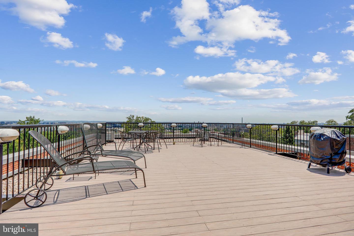 1661 CRESCENT PL NW #408, WASHINGTON, District Of Columbia 20009, 2 Bedrooms Bedrooms, ,2 BathroomsBathrooms,Residential,For sale,1661 CRESCENT PL NW #408,DCDC2202536 MLS # DCDC2202536