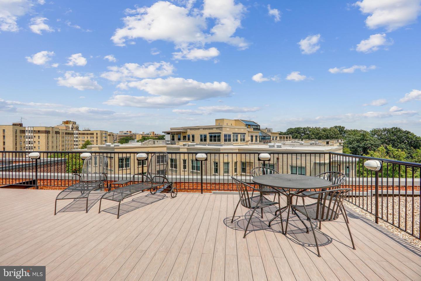 1661 CRESCENT PL NW #408, WASHINGTON, District Of Columbia 20009, 2 Bedrooms Bedrooms, ,2 BathroomsBathrooms,Residential,For sale,1661 CRESCENT PL NW #408,DCDC2202536 MLS # DCDC2202536