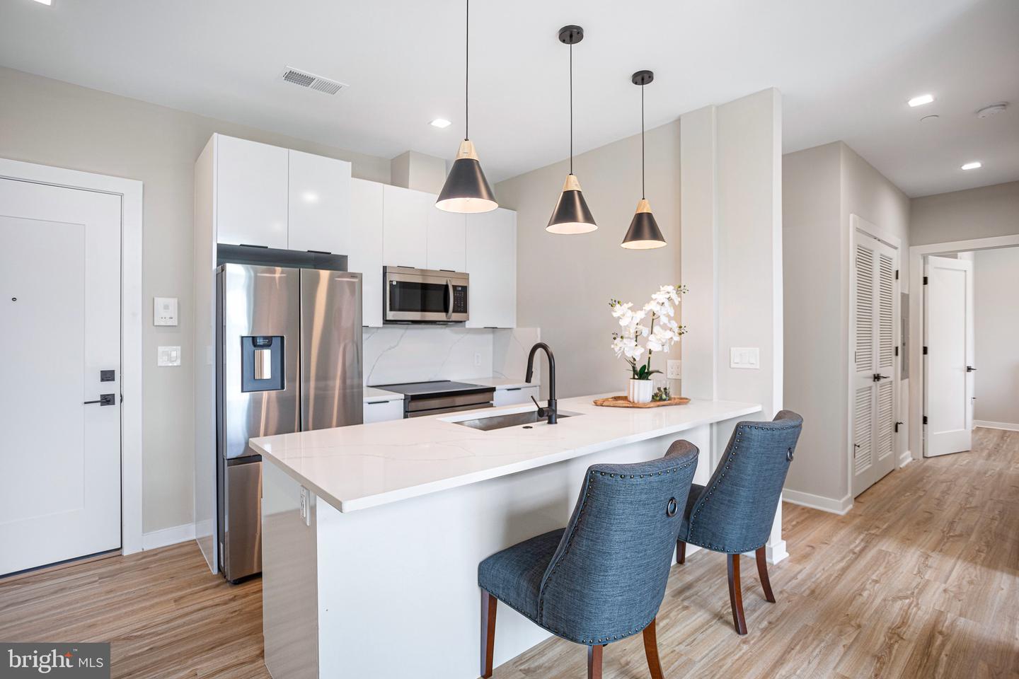 1358 FLORIDA AVE NE #302, WASHINGTON, District Of Columbia 20002, 2 Bedrooms Bedrooms, ,2 BathroomsBathrooms,Residential,For sale,1358 FLORIDA AVE NE #302,DCDC2202582 MLS # DCDC2202582