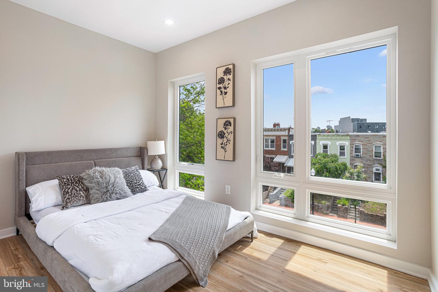 1358 FLORIDA AVE NE #302, WASHINGTON, District Of Columbia 20002, 2 Bedrooms Bedrooms, ,2 BathroomsBathrooms,Residential,For sale,1358 FLORIDA AVE NE #302,DCDC2202582 MLS # DCDC2202582