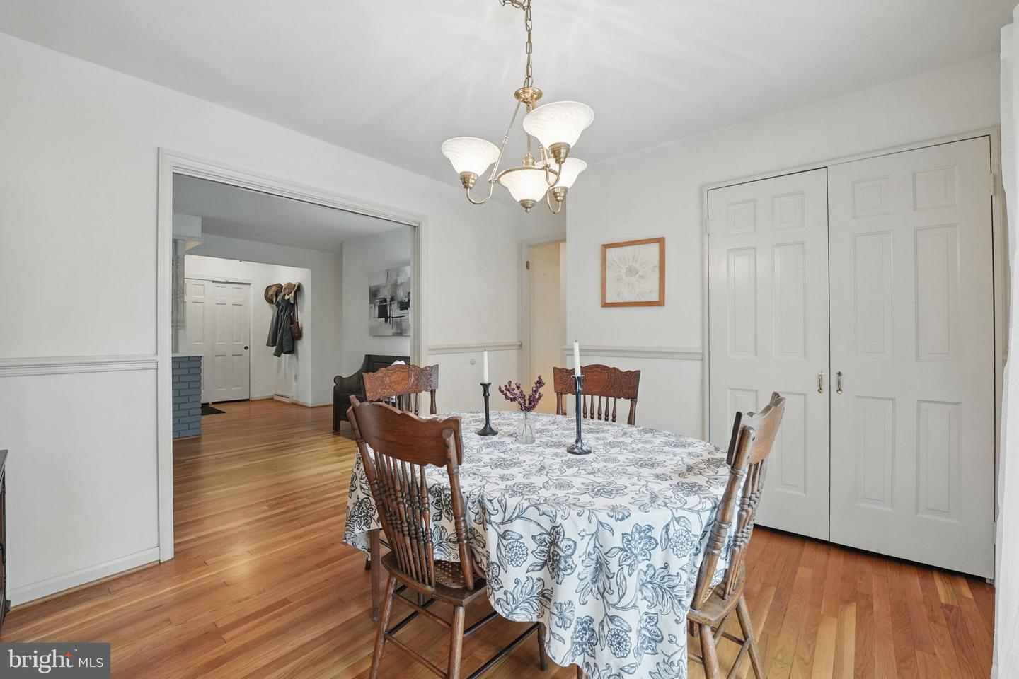 6320 LEE HIGHWAY ACCESS DR, WARRENTON, Virginia 20187, 3 Bedrooms Bedrooms, ,2 BathroomsBathrooms,Residential,For sale,6320 LEE HIGHWAY ACCESS DR,VAFQ2016802 MLS # VAFQ2016802