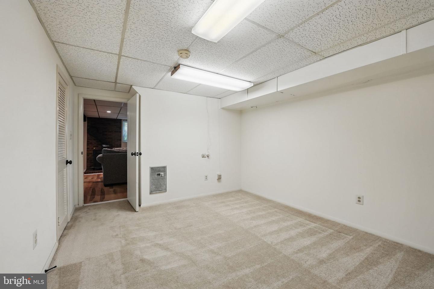 6320 LEE HIGHWAY ACCESS DR, WARRENTON, Virginia 20187, 3 Bedrooms Bedrooms, ,2 BathroomsBathrooms,Residential,For sale,6320 LEE HIGHWAY ACCESS DR,VAFQ2016802 MLS # VAFQ2016802