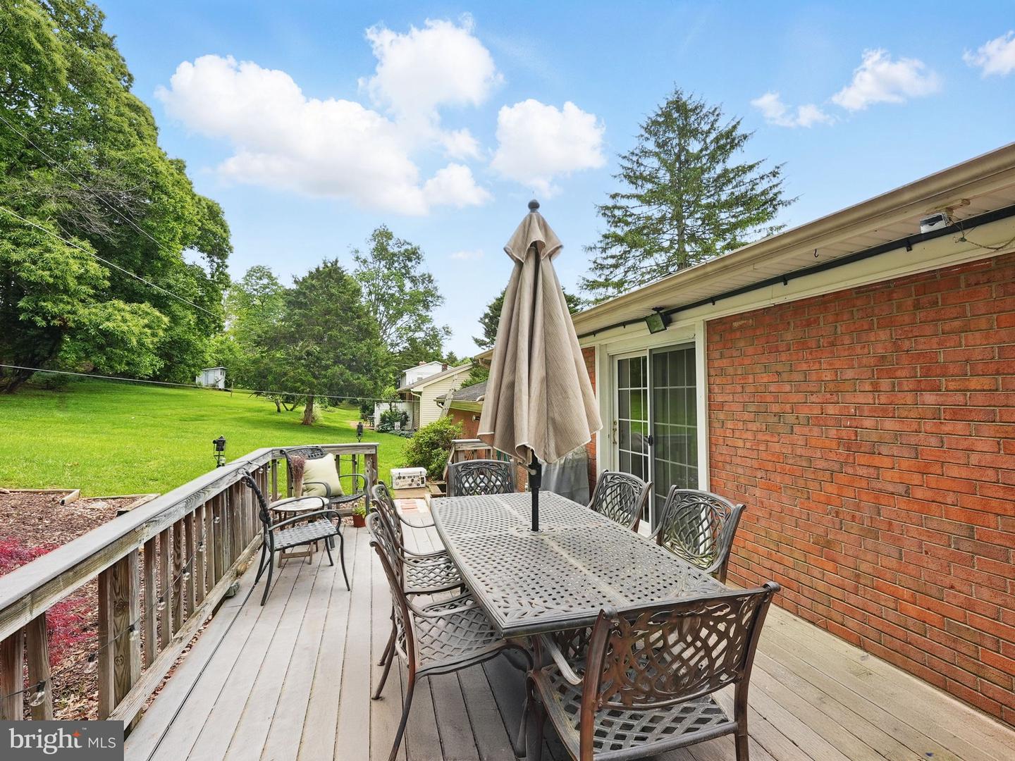 6320 LEE HIGHWAY ACCESS DR, WARRENTON, Virginia 20187, 3 Bedrooms Bedrooms, ,2 BathroomsBathrooms,Residential,For sale,6320 LEE HIGHWAY ACCESS DR,VAFQ2016802 MLS # VAFQ2016802
