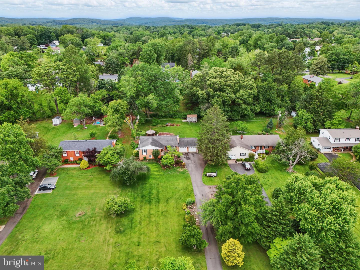 6320 LEE HIGHWAY ACCESS DR, WARRENTON, Virginia 20187, 3 Bedrooms Bedrooms, ,2 BathroomsBathrooms,Residential,For sale,6320 LEE HIGHWAY ACCESS DR,VAFQ2016802 MLS # VAFQ2016802
