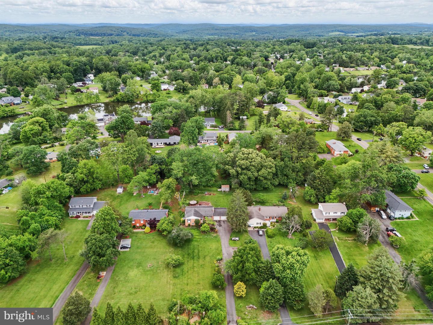 6320 LEE HIGHWAY ACCESS DR, WARRENTON, Virginia 20187, 3 Bedrooms Bedrooms, ,2 BathroomsBathrooms,Residential,For sale,6320 LEE HIGHWAY ACCESS DR,VAFQ2016802 MLS # VAFQ2016802