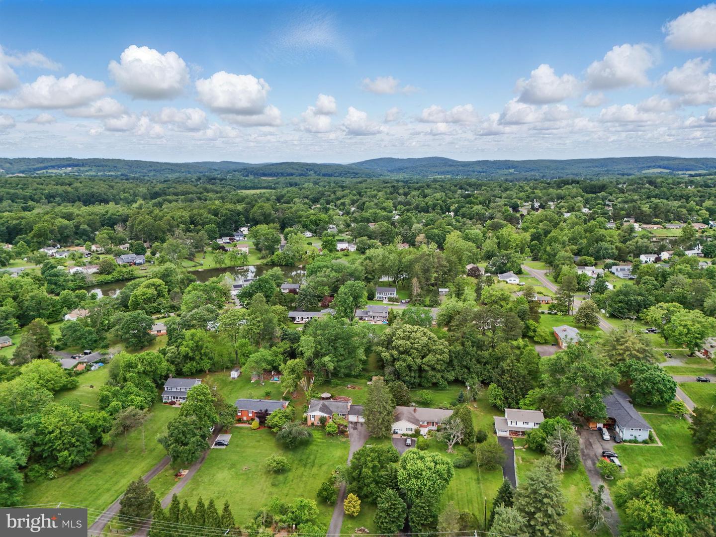 6320 LEE HIGHWAY ACCESS DR, WARRENTON, Virginia 20187, 3 Bedrooms Bedrooms, ,2 BathroomsBathrooms,Residential,For sale,6320 LEE HIGHWAY ACCESS DR,VAFQ2016802 MLS # VAFQ2016802