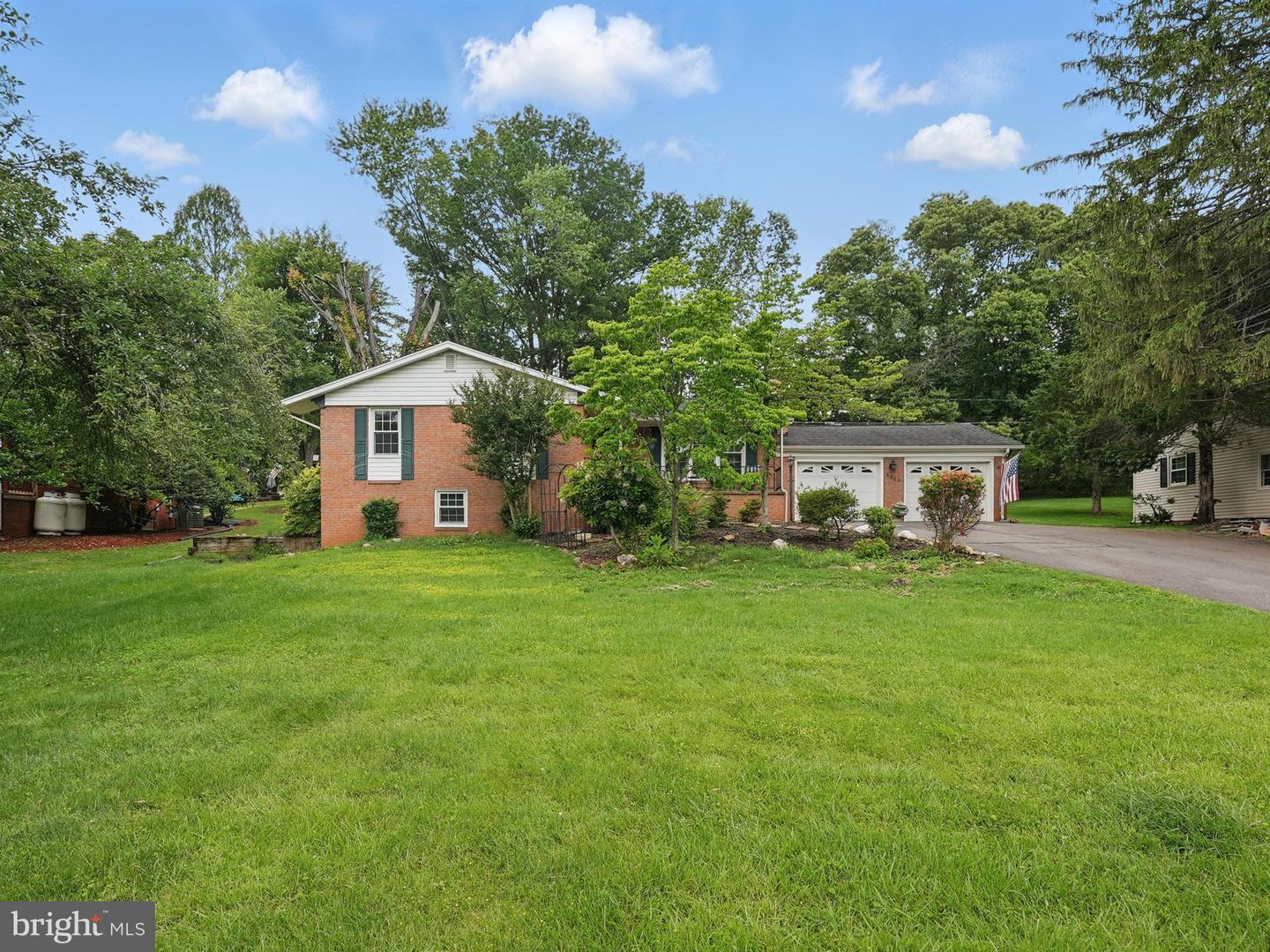 6320 LEE HIGHWAY ACCESS DR, WARRENTON, Virginia 20187, 3 Bedrooms Bedrooms, ,2 BathroomsBathrooms,Residential,For sale,6320 LEE HIGHWAY ACCESS DR,VAFQ2016802 MLS # VAFQ2016802